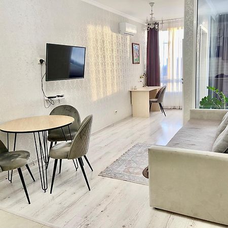 Жк Славутич Апарти Kiew Exterior foto